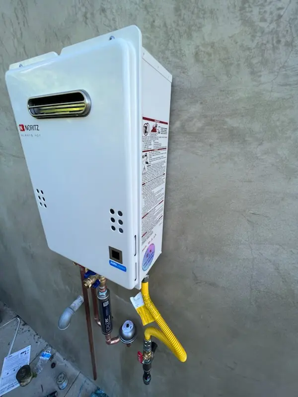 Tankless water heater installation for Upper Land Park homes